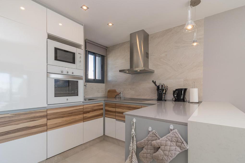 Calle Bullas Topfloor lejlighed Torrevieja Eksteriør billede